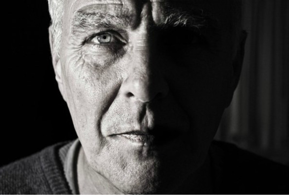 Носогубные морщины появляются по причине старости 