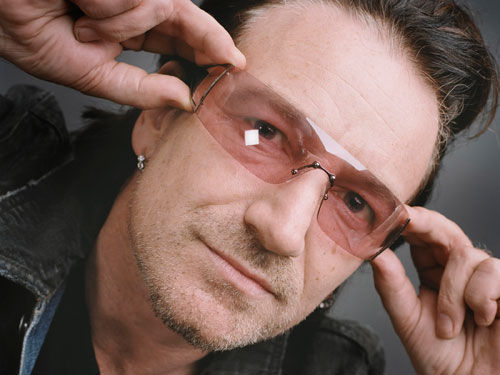 Лидер группы &quot;U2&quot; рассказал, почему носит тёмные очки