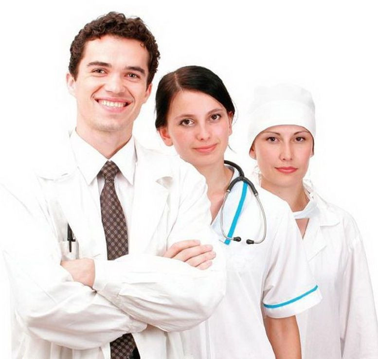 Вчерашние студенты-медики становятся врачами
