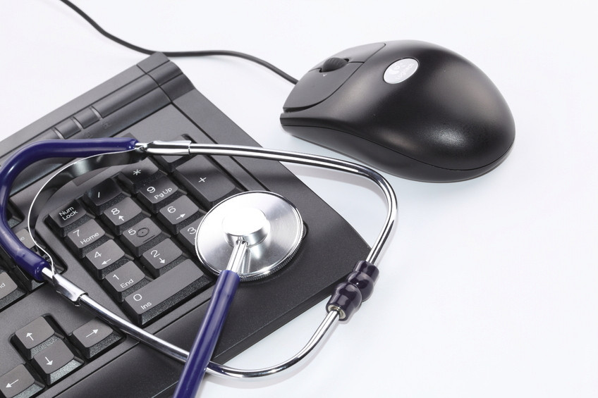 Почему врачи не одобряют переход на электронный документооборот