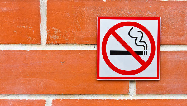 Законотворцы защитят жителей нижних этажей от табачного дыма