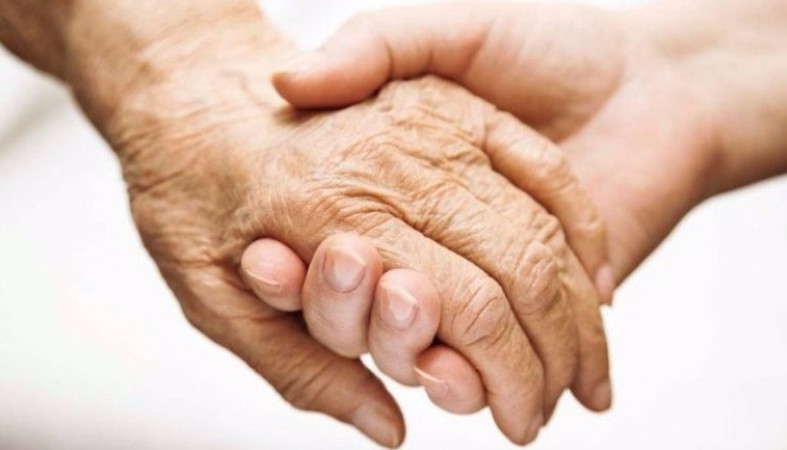 В Костроме подготовили закон о семейном сопровождении одиноких пенсионеров