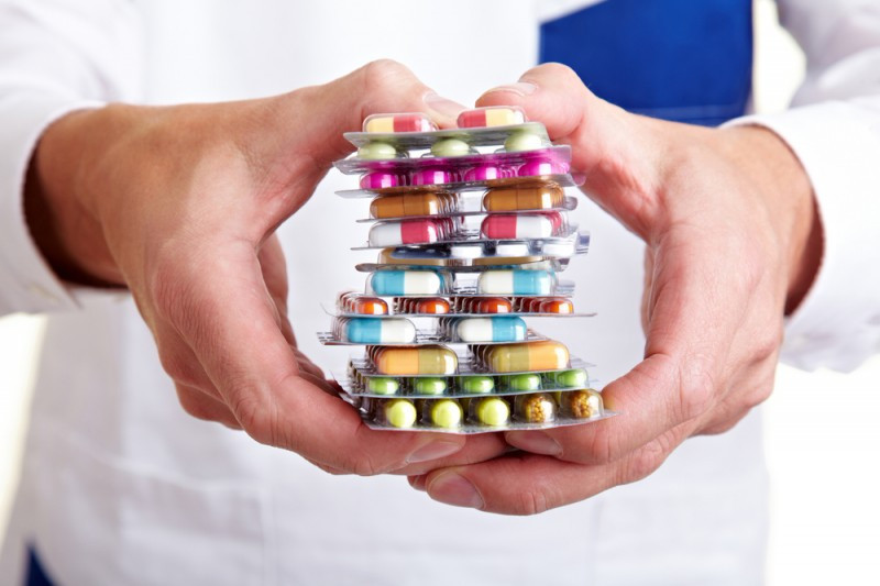 Аптеки обяжут предлагать дешевые аналоги лекарств