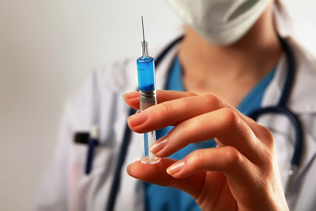 Причиной болезни пермских школьников стала прививка